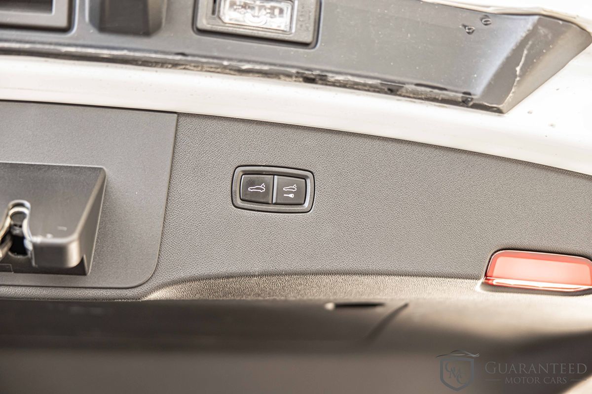 2023 Porsche Cayenne Coup Turbo - Photo 18