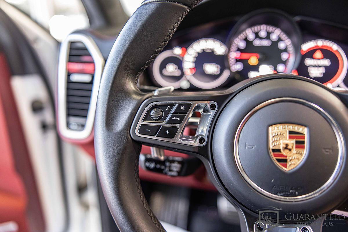 2023 Porsche Cayenne Coup Turbo - Photo 26