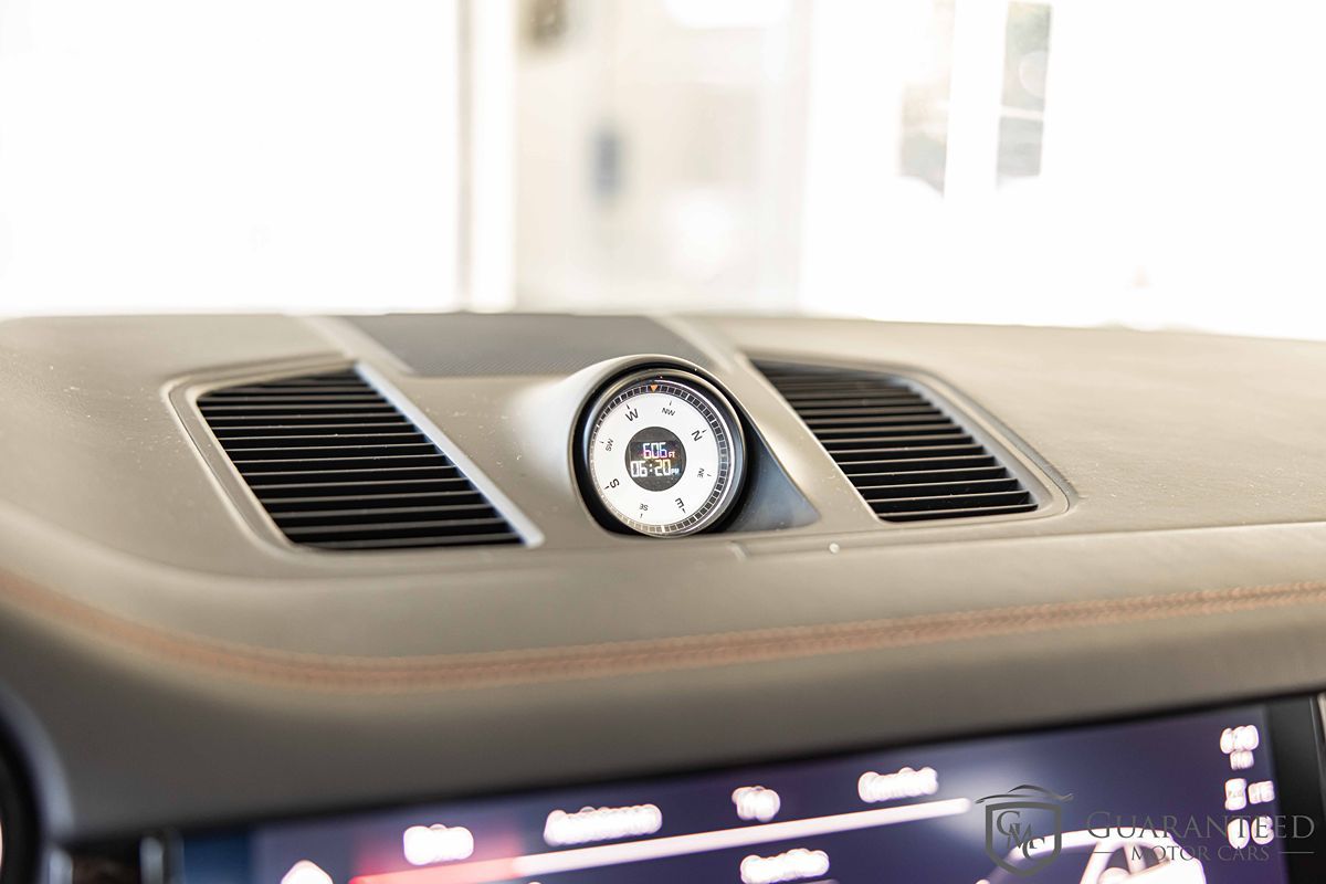 2023 Porsche Cayenne Coup Turbo - Photo 28