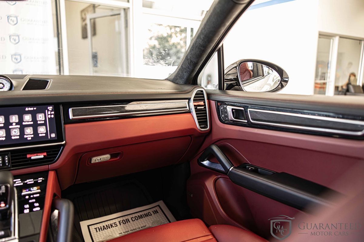 2023 Porsche Cayenne Coup Turbo - Photo 42