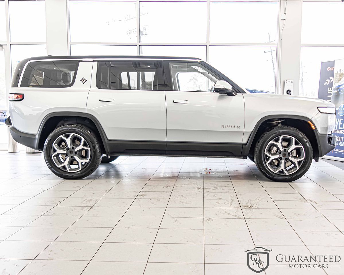 2024 Rivian R1S Adventure - Photo 11