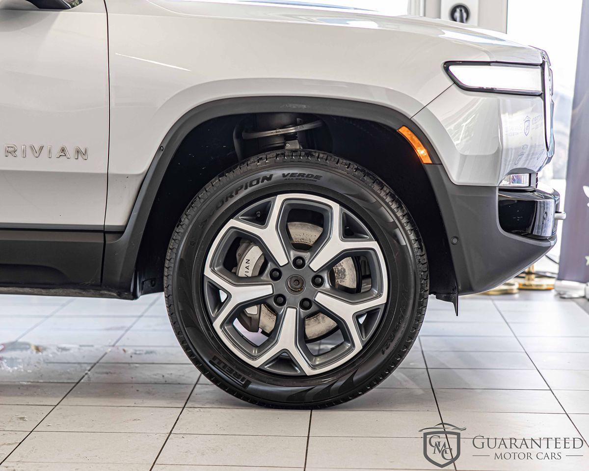 2024 Rivian R1S Adventure - Photo 12