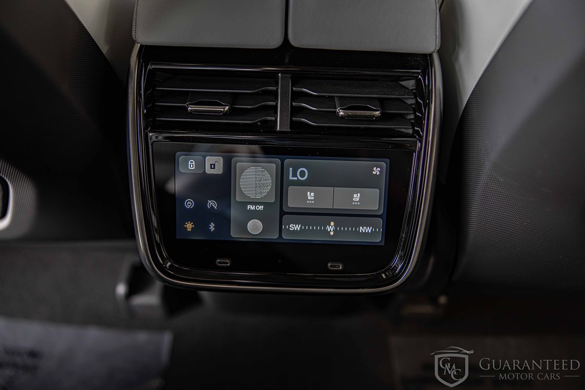 2024 Rivian R1S Adventure - Photo 36