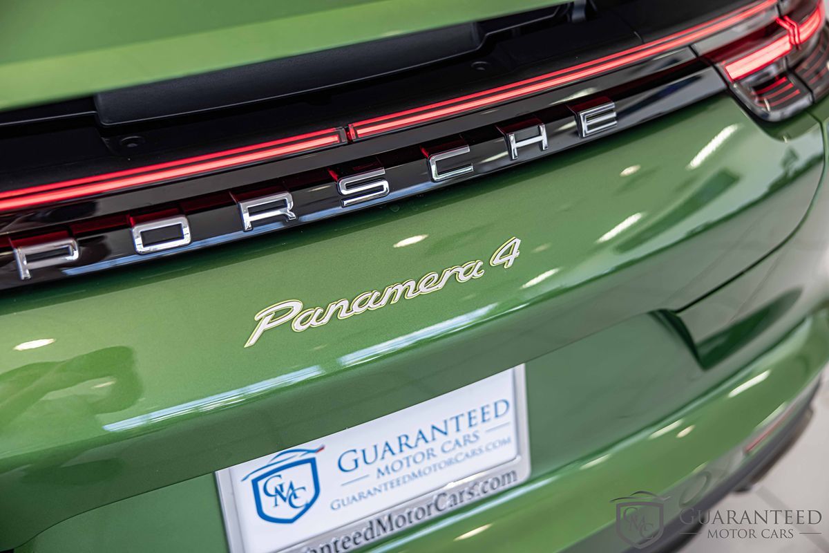 2019 Porsche Panamera 4 E-Hybrid photo 16