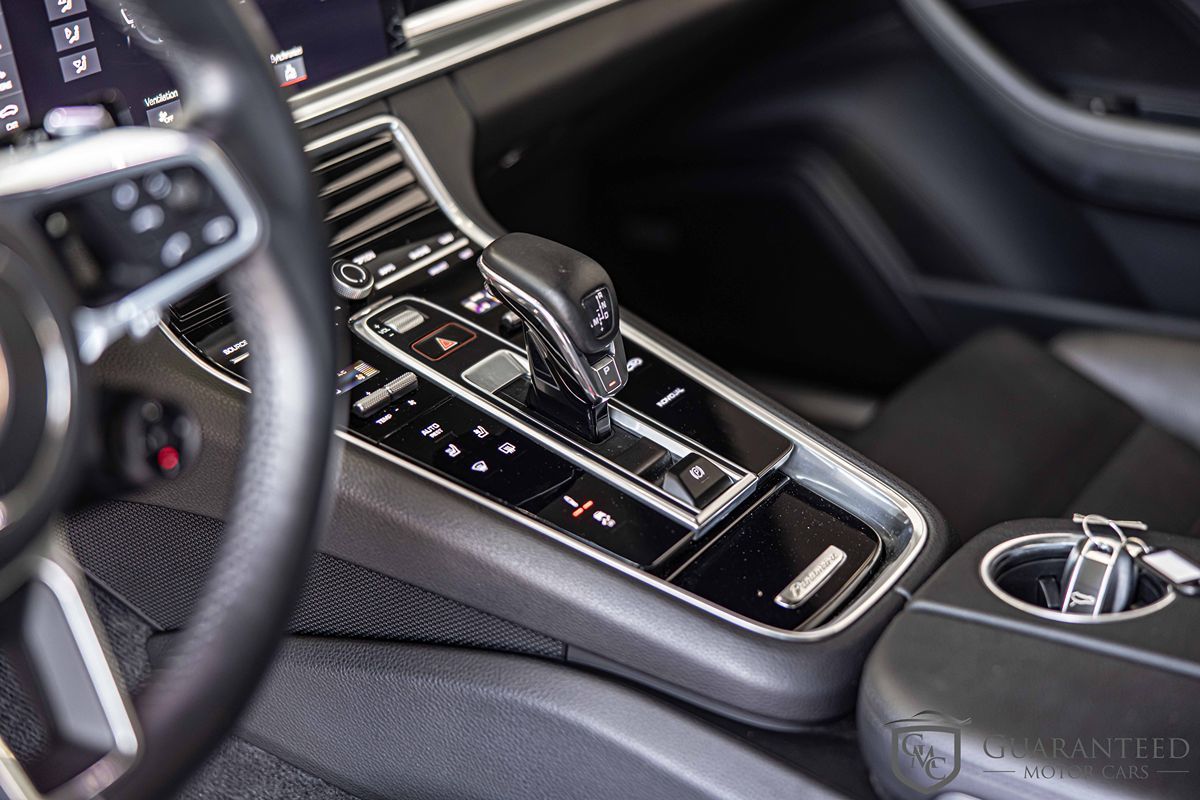 2019 Porsche Panamera 4 E-Hybrid photo 22