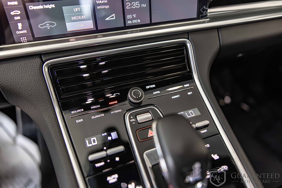 2019 Porsche Panamera 4 E-Hybrid photo 29