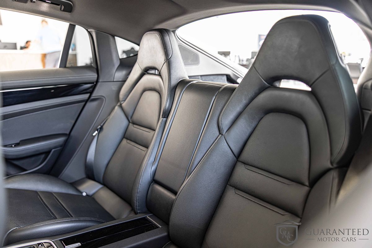 2019 Porsche Panamera 4 E-Hybrid photo 34