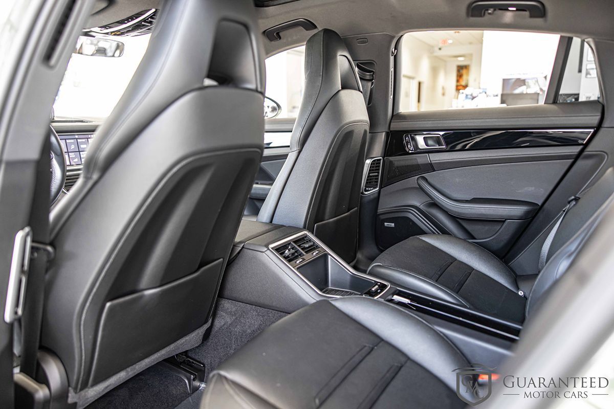 2019 Porsche Panamera 4 E-Hybrid photo 35