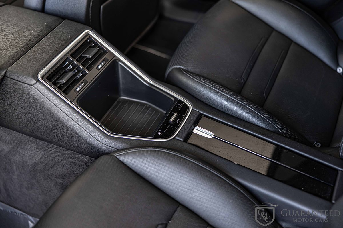 2019 Porsche Panamera 4 E-Hybrid photo 37