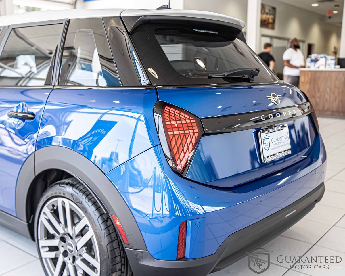 2025 MINI HARDTOP - Image 16