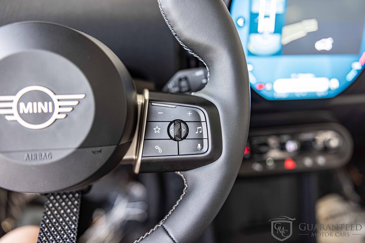2025 MINI HARDTOP - Image 25