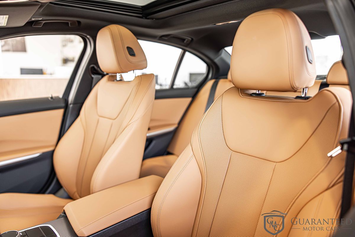2025 BMW 3 Series 330i - Photo 21