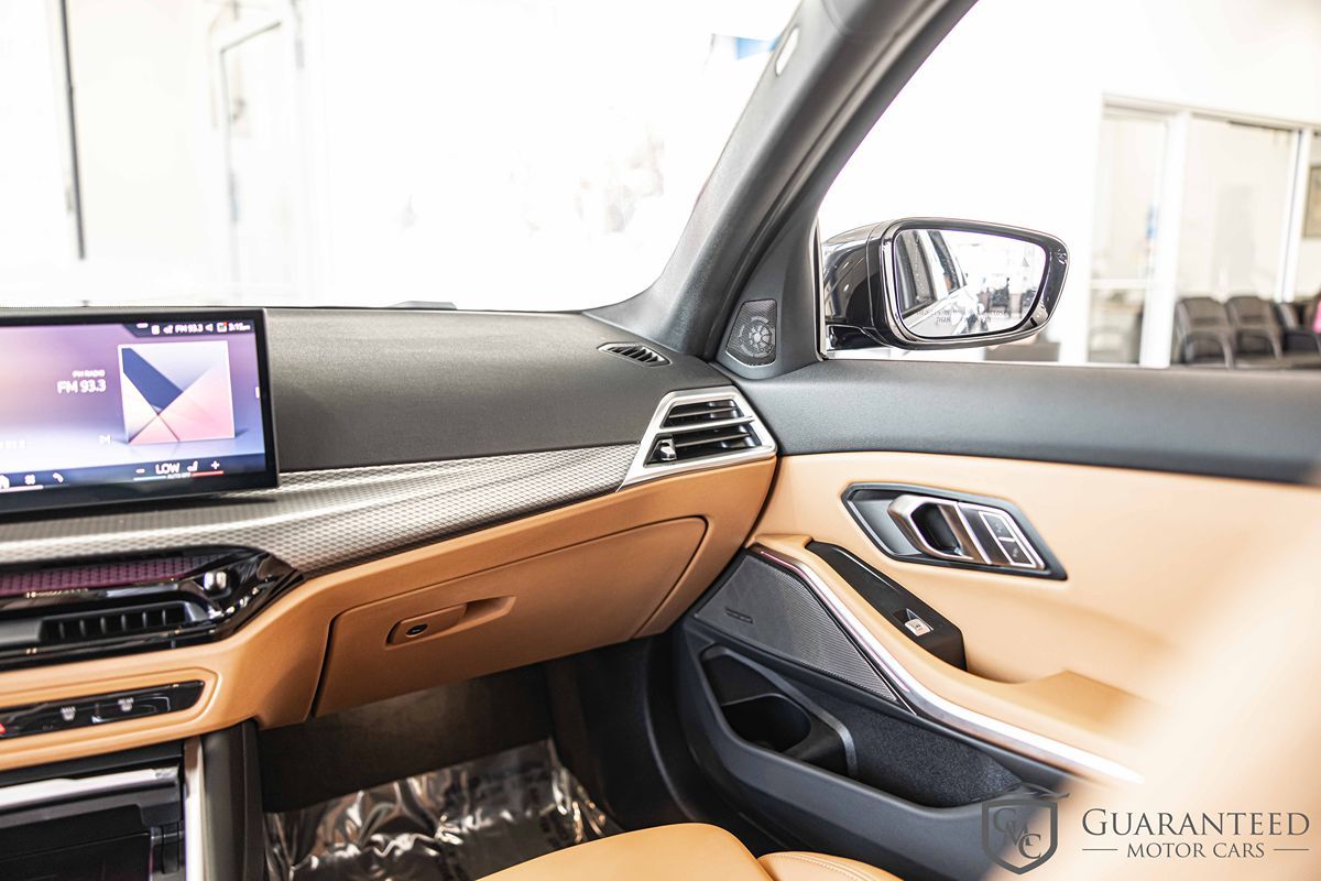 2025 BMW 3 Series 330i - Photo 40