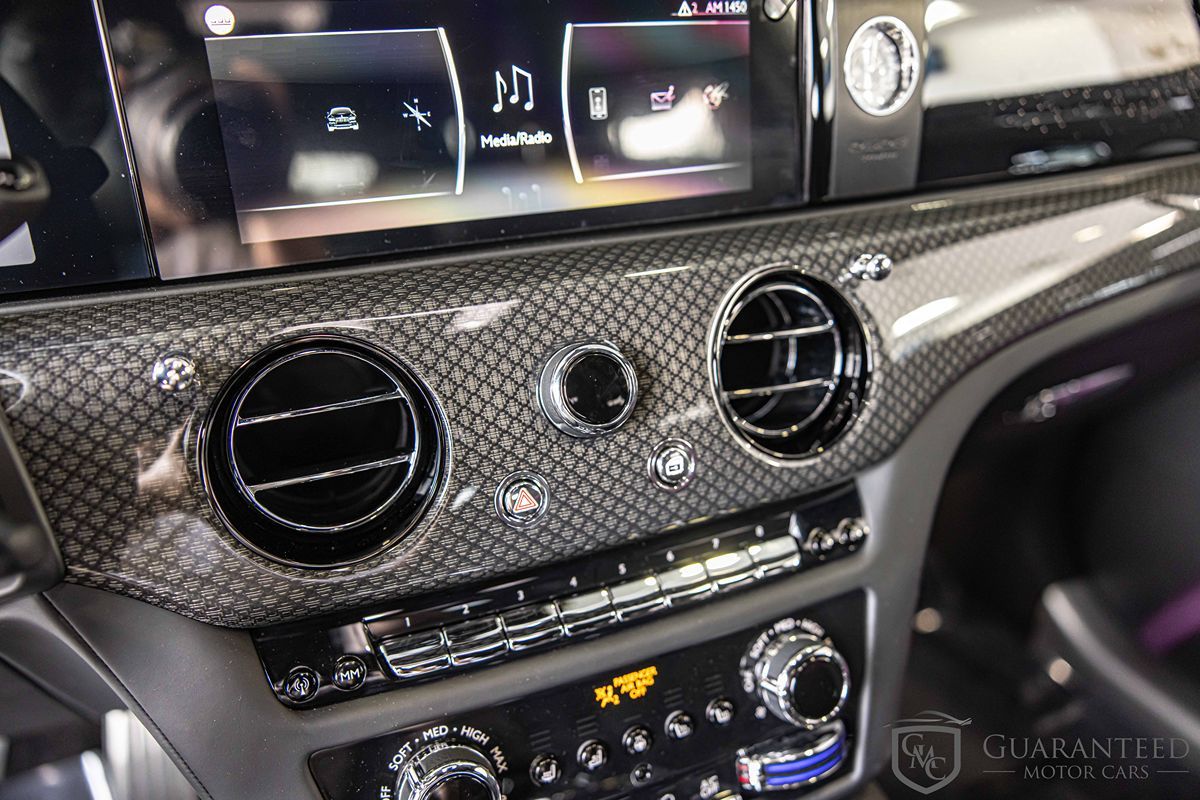 2024 Rolls Royce Ghost Black Badge photo 32
