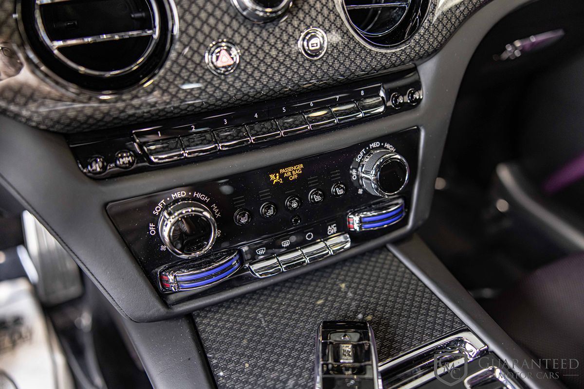 2024 Rolls Royce Ghost Black Badge photo 33
