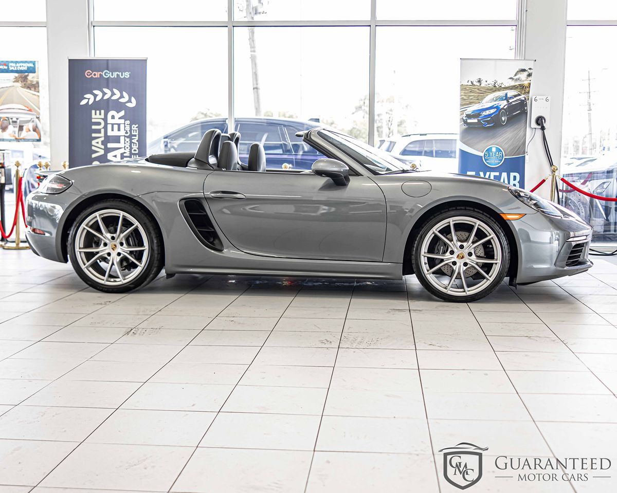 2025 PORSCHE 718 BOXSTER - Image 11