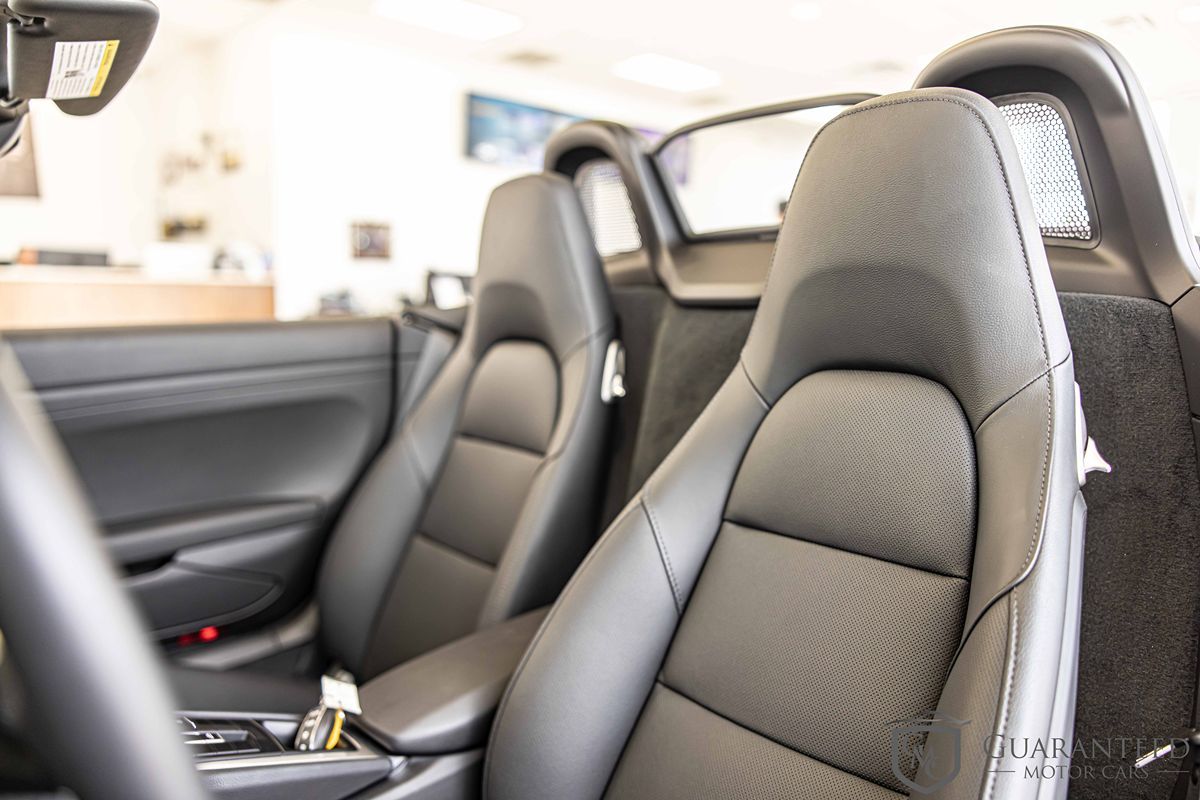 2025 PORSCHE 718 BOXSTER - Image 18