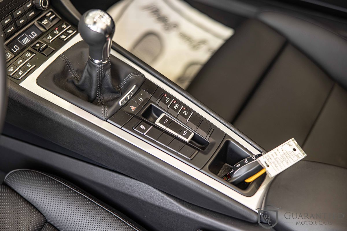 2025 PORSCHE 718 BOXSTER - Image 22