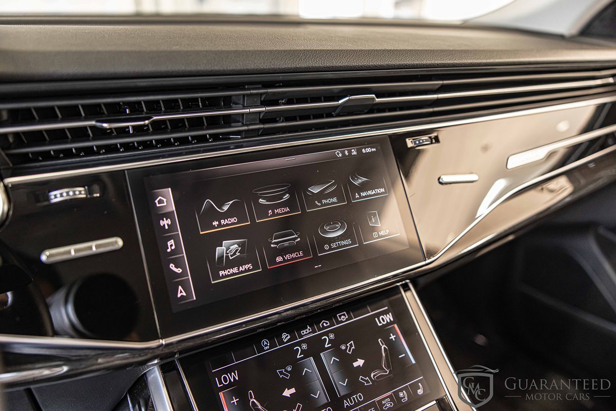 2019 AUDI Q8 - Image 29