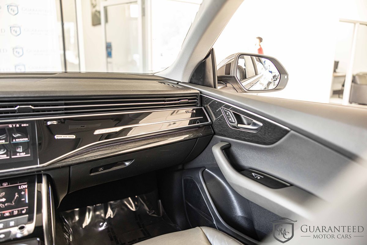 2019 AUDI Q8 - Image 42