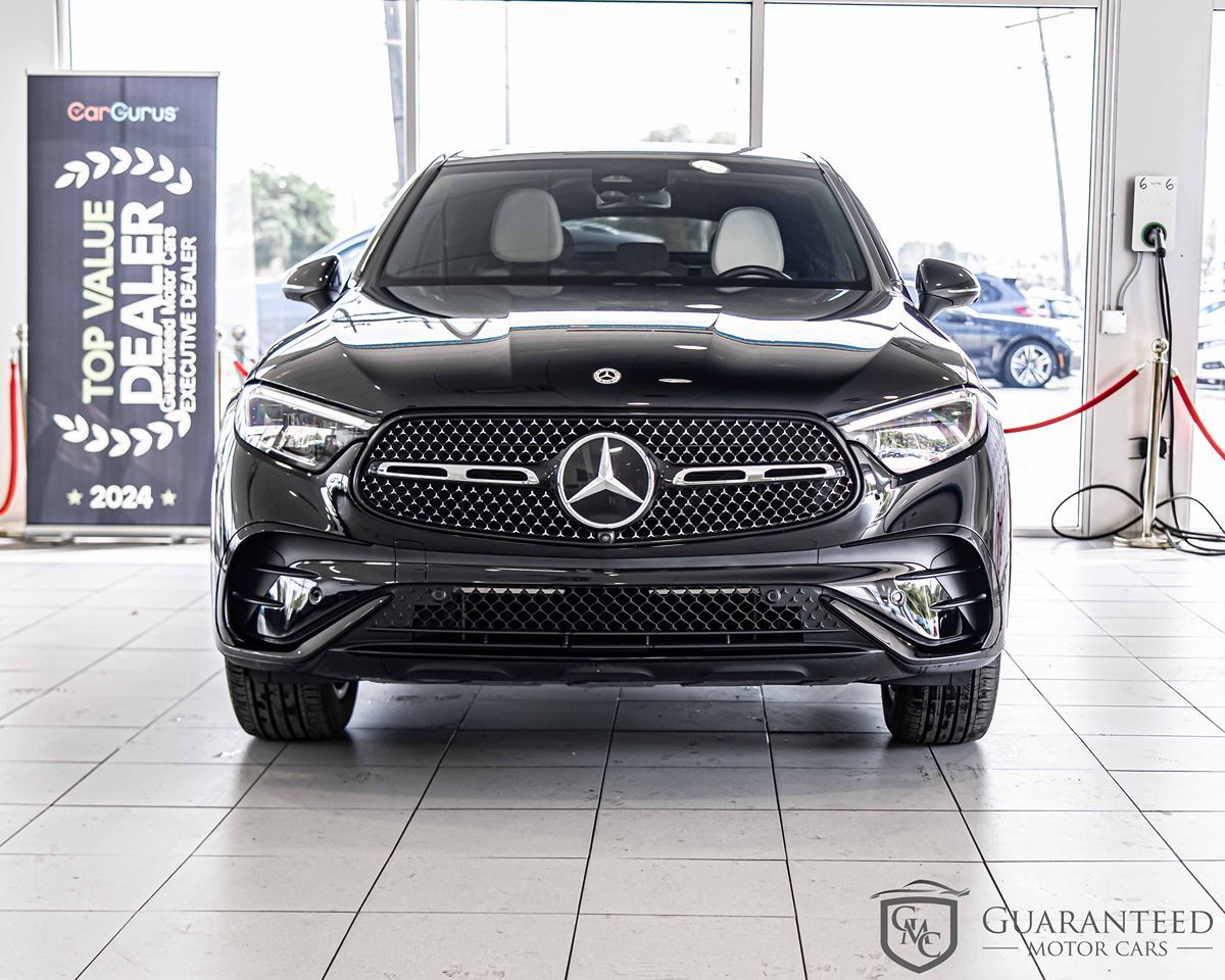 2024 Mercedes Benz GLC 300 AMG photo 2