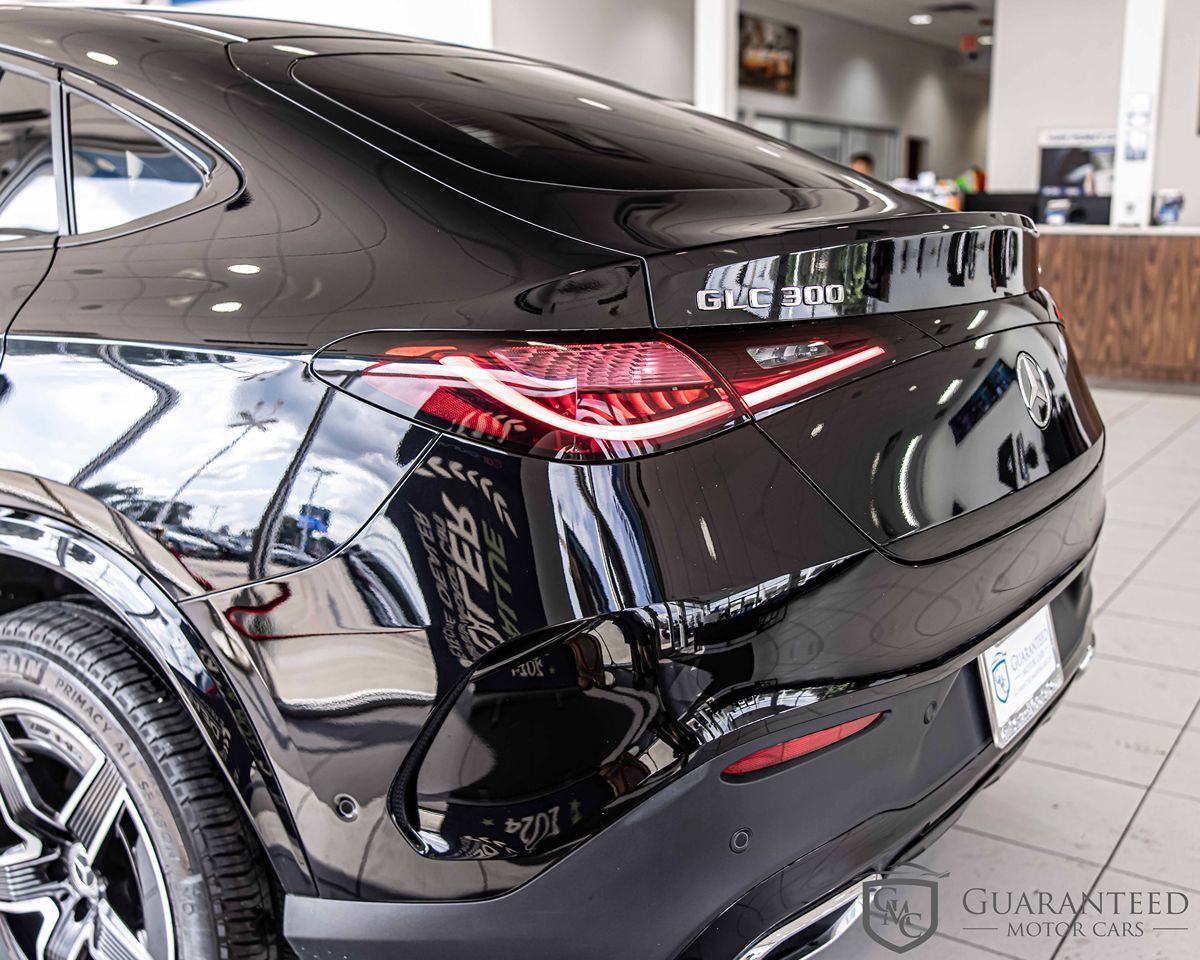 2024 Mercedes Benz GLC 300 AMG photo 14