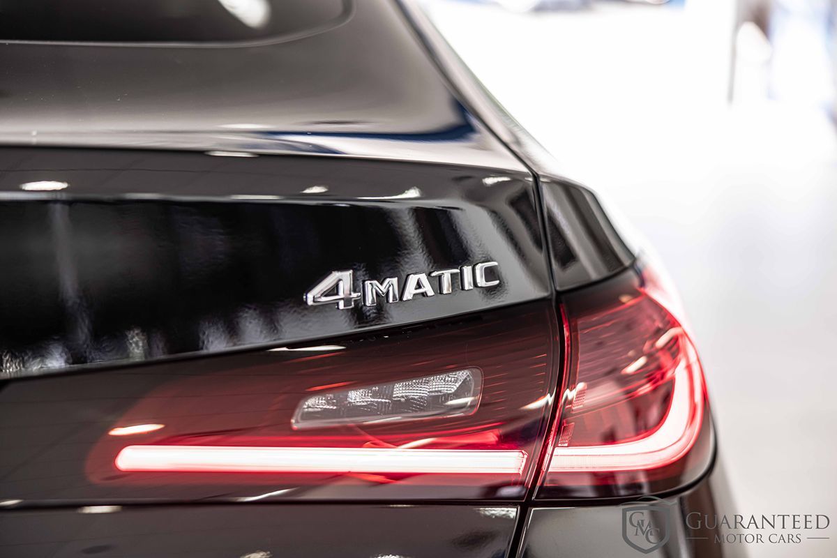 2024 Mercedes Benz GLC 300 AMG photo 16