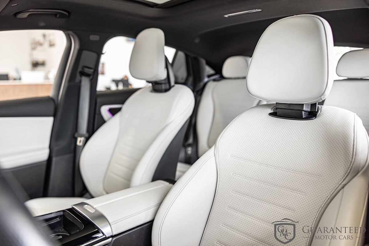 2024 Mercedes Benz GLC 300 AMG photo 18