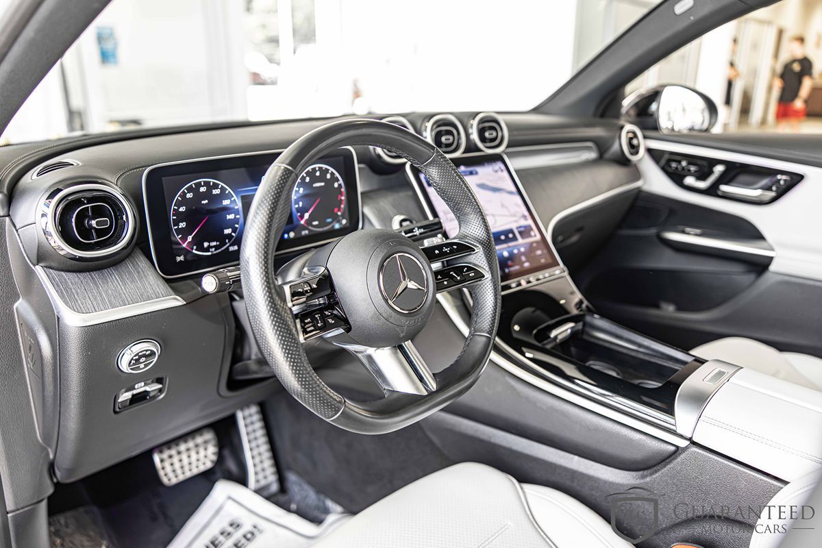 2024 Mercedes Benz GLC 300 AMG photo 19