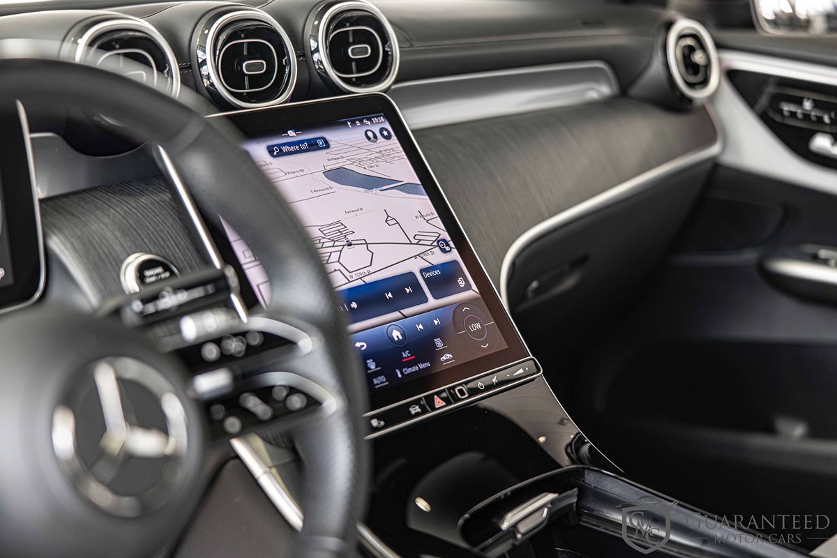 2024 Mercedes Benz GLC 300 AMG photo 21