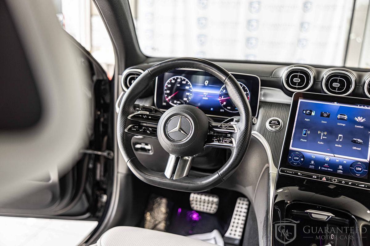 2024 Mercedes Benz GLC 300 AMG photo 31