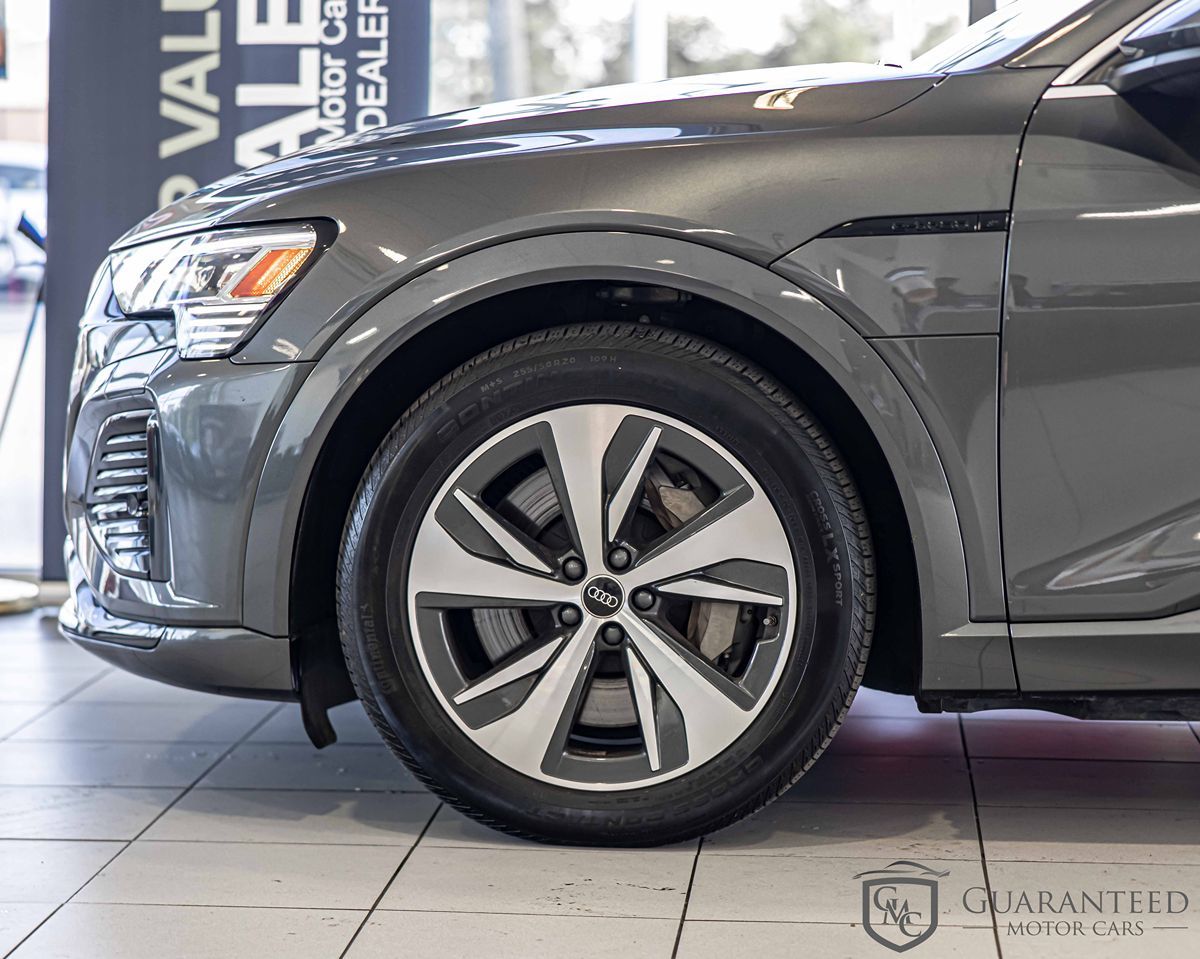 2024 Audi Q8 E-tron line Premium photo 4