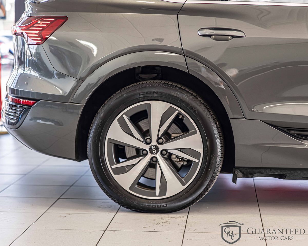 2024 Audi Q8 E-tron line Premium photo 7