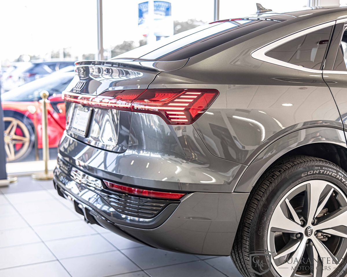 2024 Audi Q8 E-tron line Premium photo 8