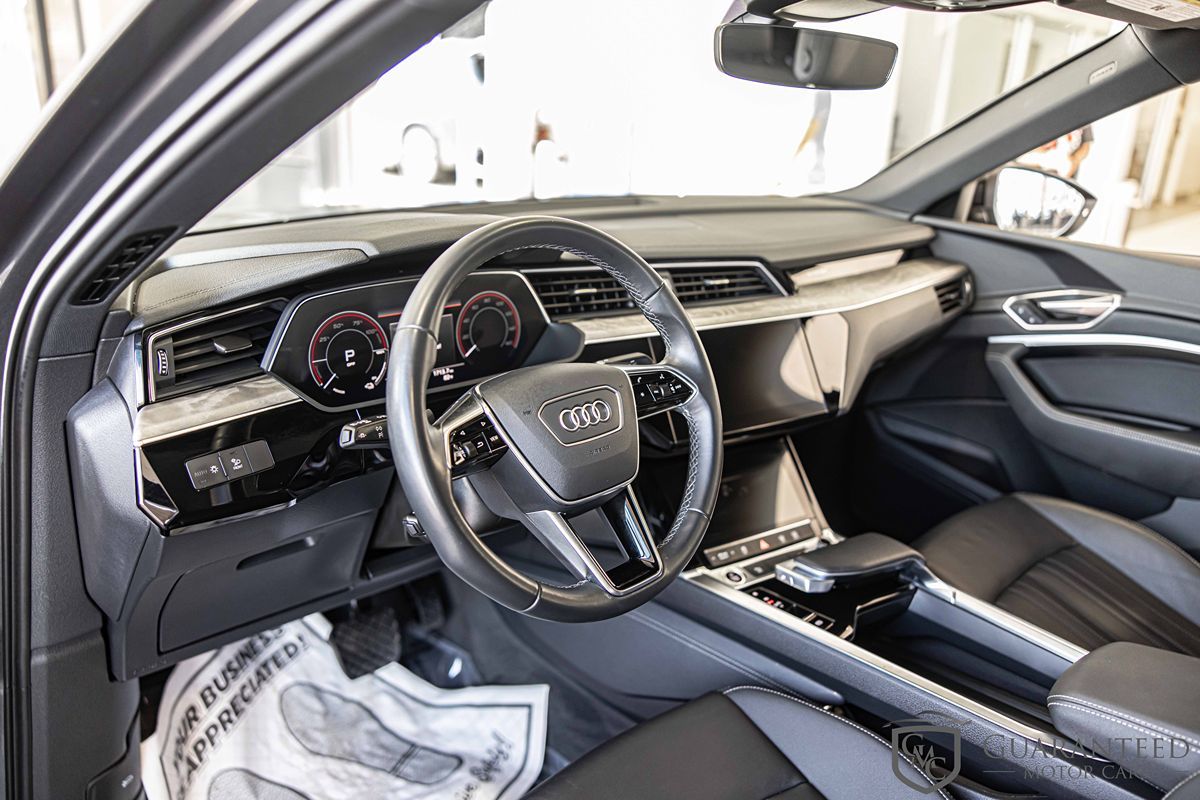 2024 Audi Q8 E-tron line Premium photo 15