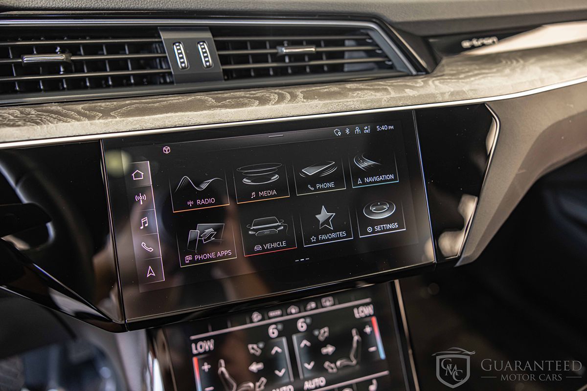 2024 Audi Q8 E-tron line Premium photo 22