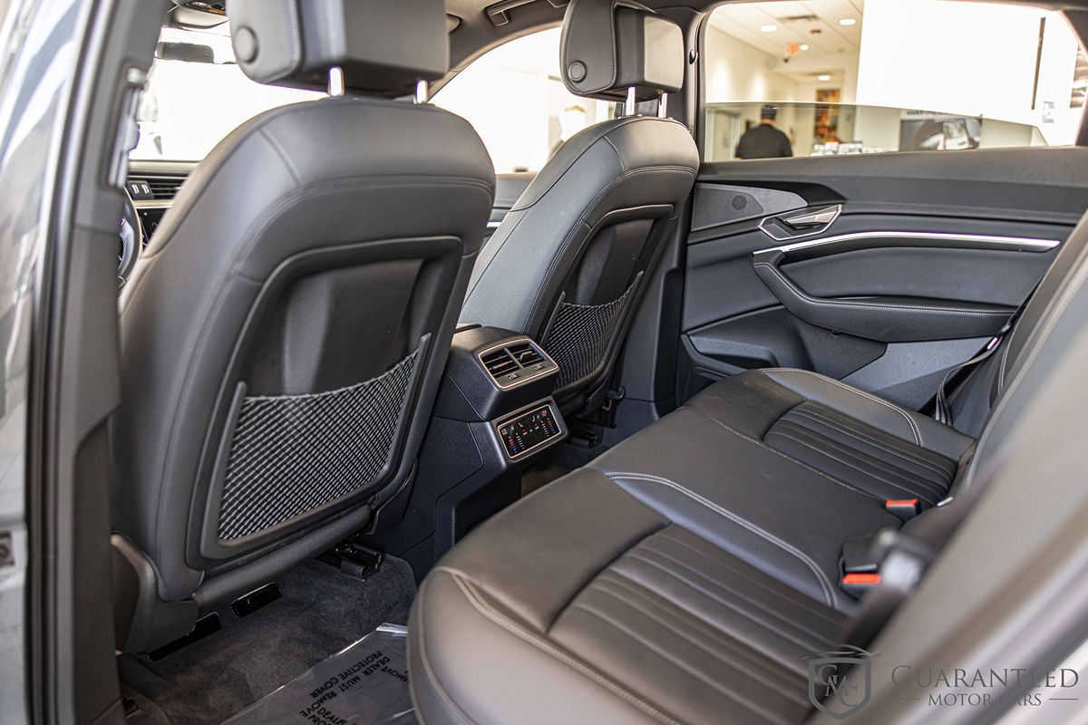 2024 Audi Q8 E-tron line Premium photo 27