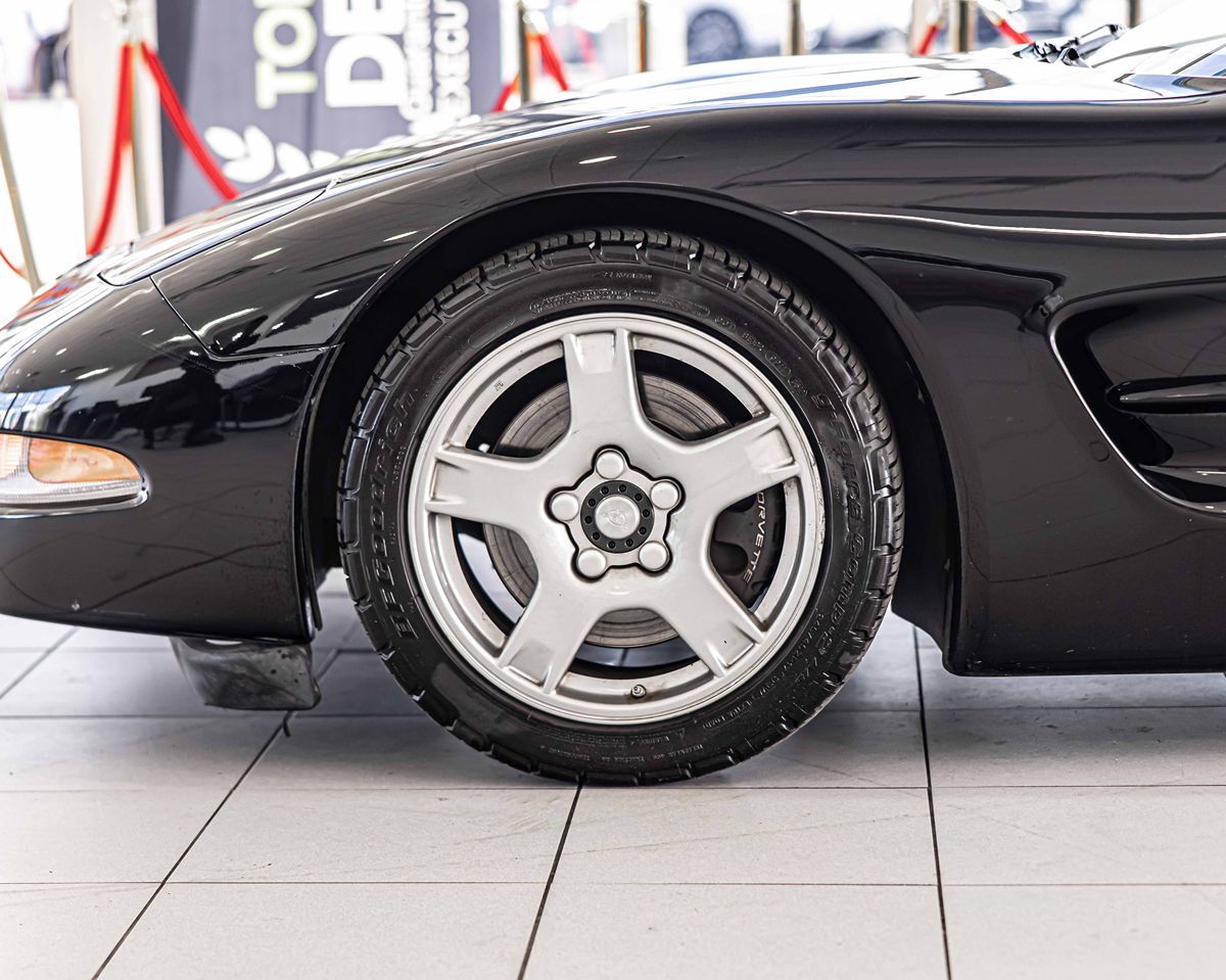 1998 CHEVROLET CORVETTE - Image 10