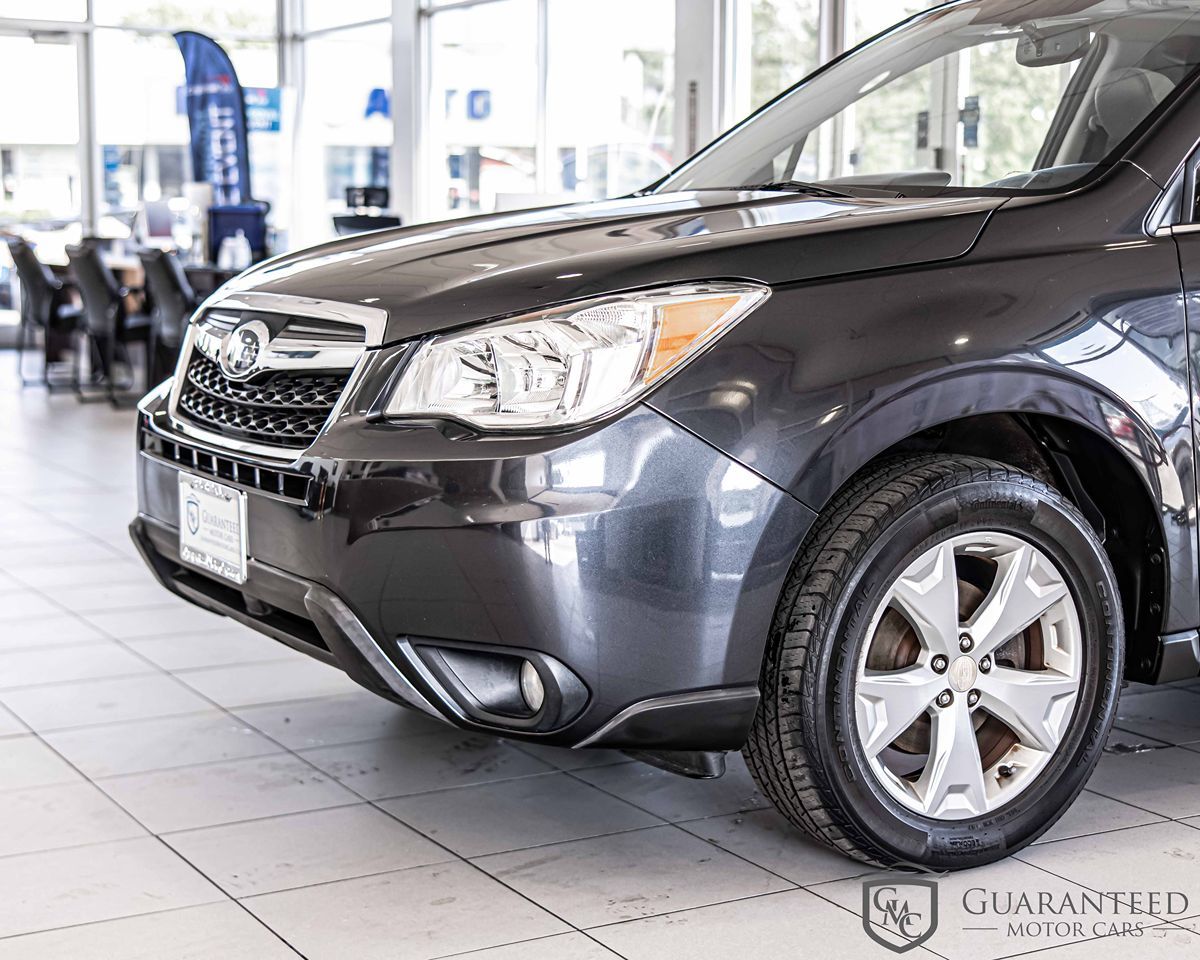 2015 Subaru Forester 2.5i Limited photo 2