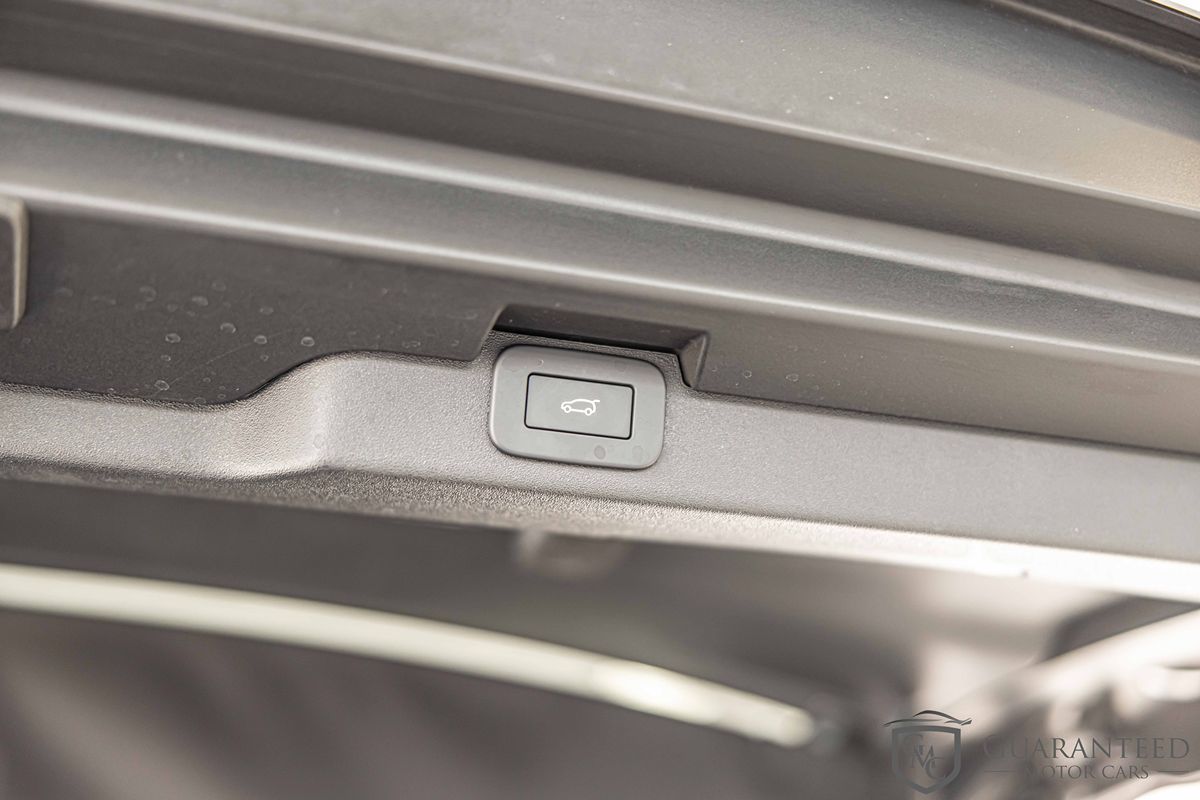 2024 LAND ROVER DISCOVERY - Image 17