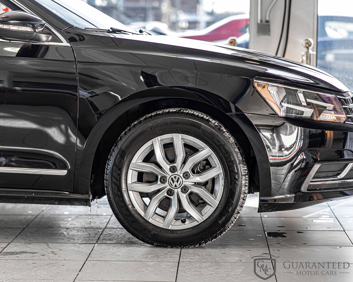 2016 VOLKSWAGEN PASSAT - Image 11