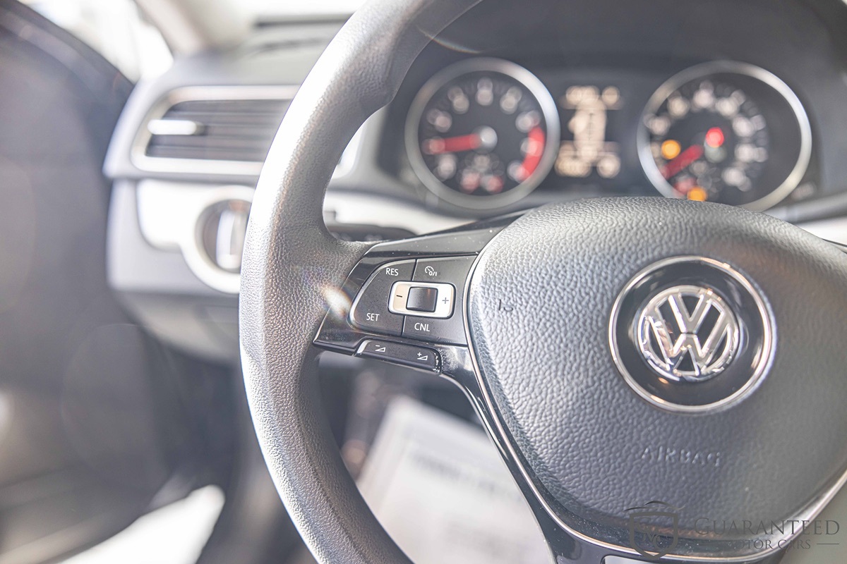 2016 VOLKSWAGEN PASSAT - Image 25