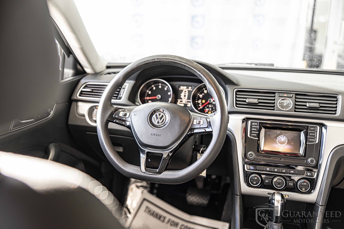 2016 VOLKSWAGEN PASSAT - Image 36