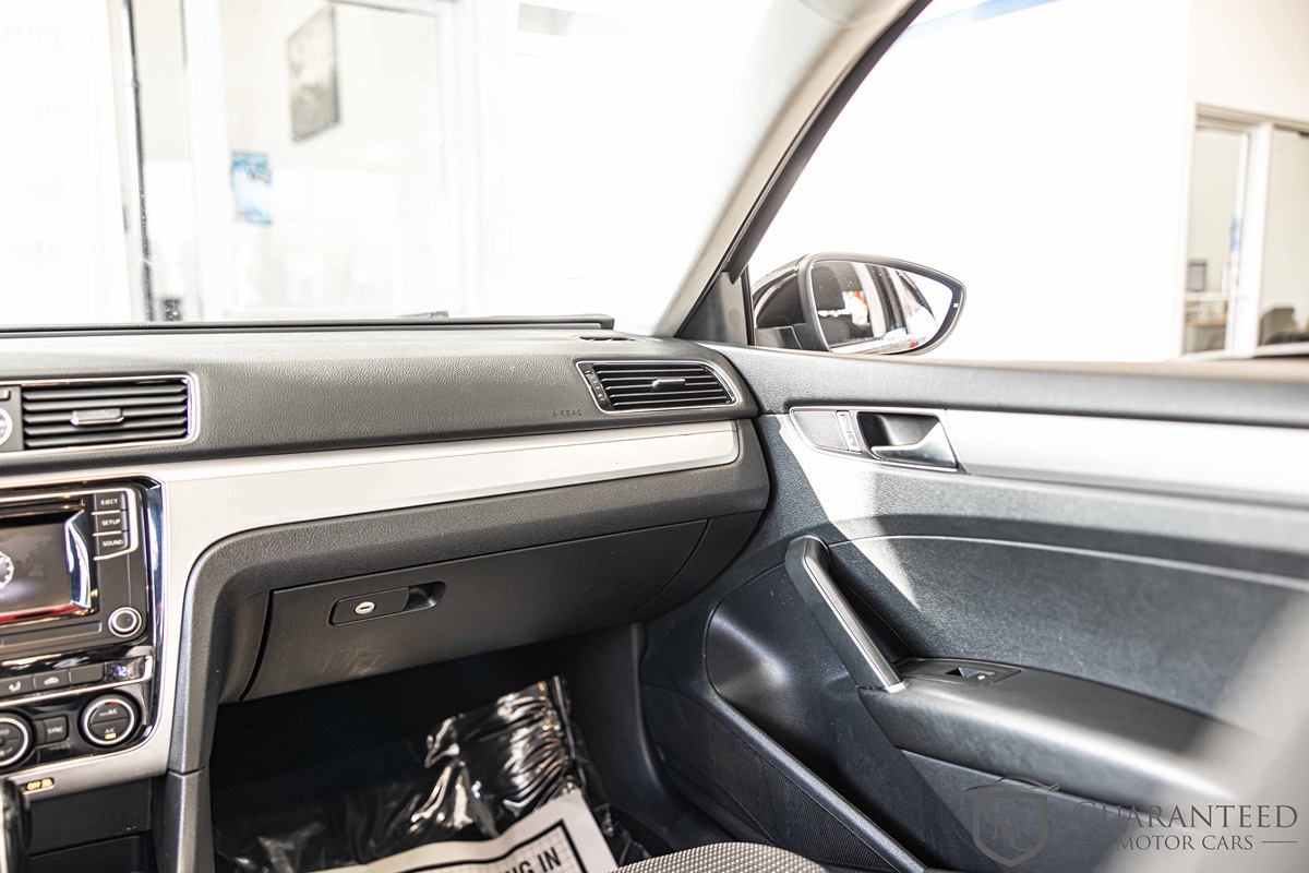 2016 VOLKSWAGEN PASSAT - Image 38