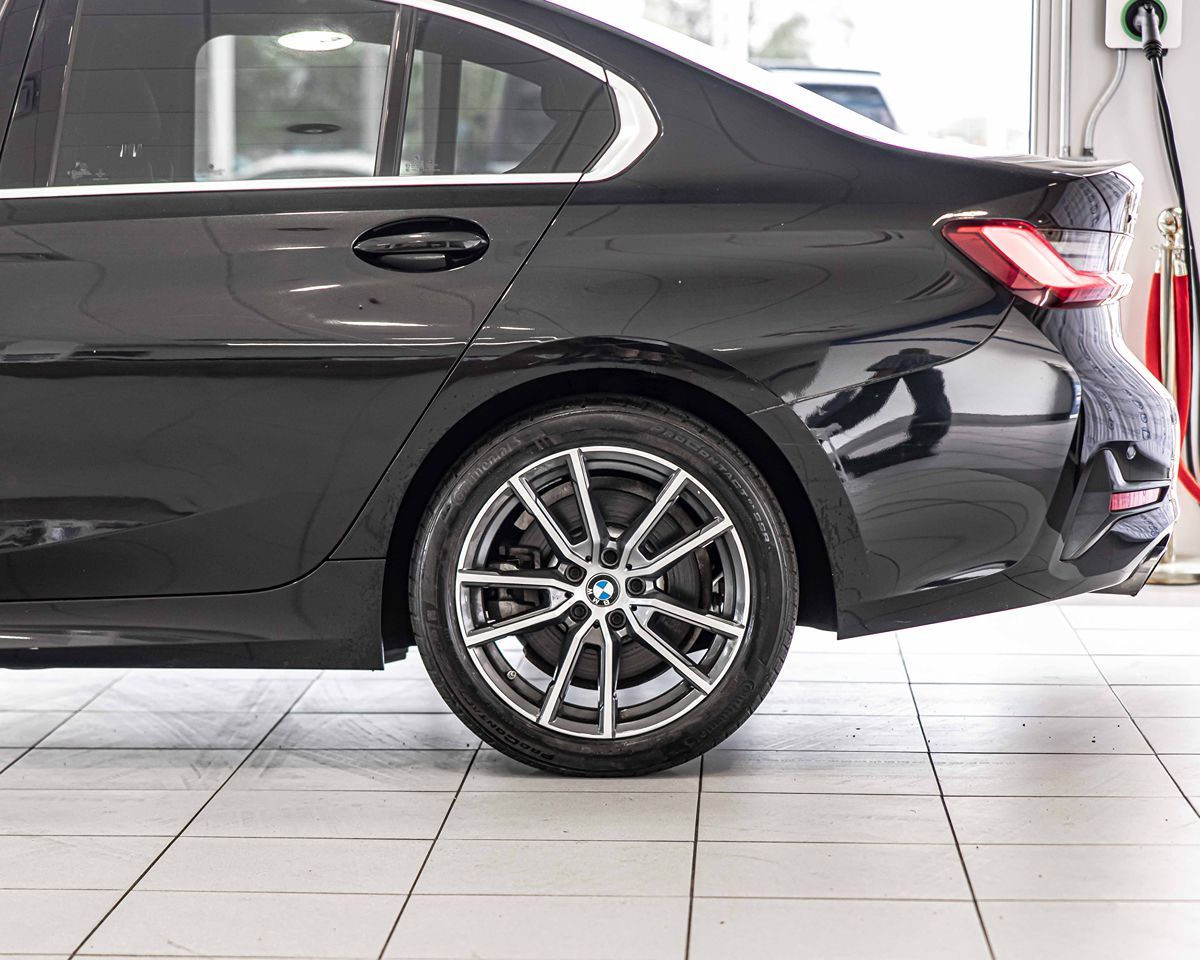 2021 BMW 330I - Image 9