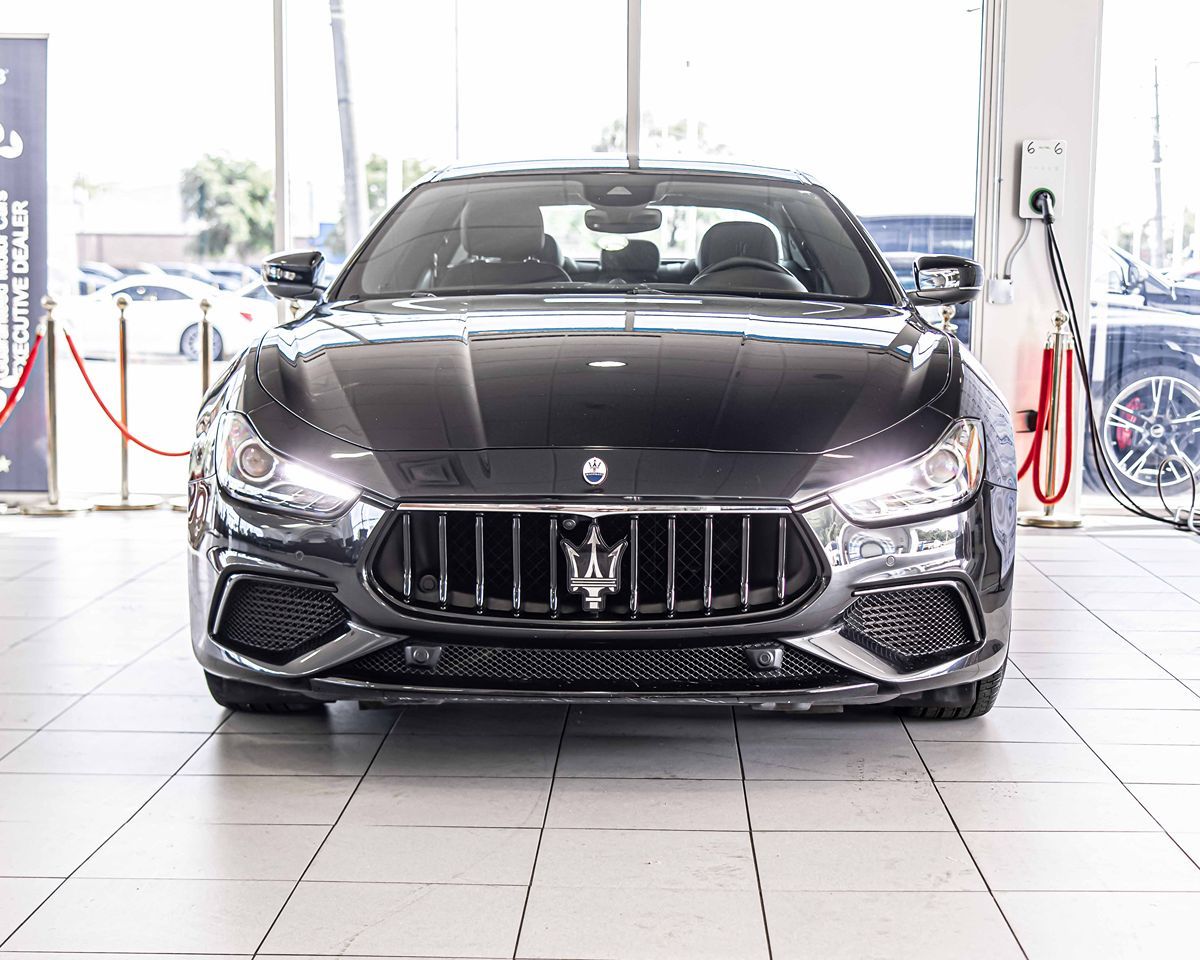 2022 Maserati Ghibli Modena Q4 photo 2