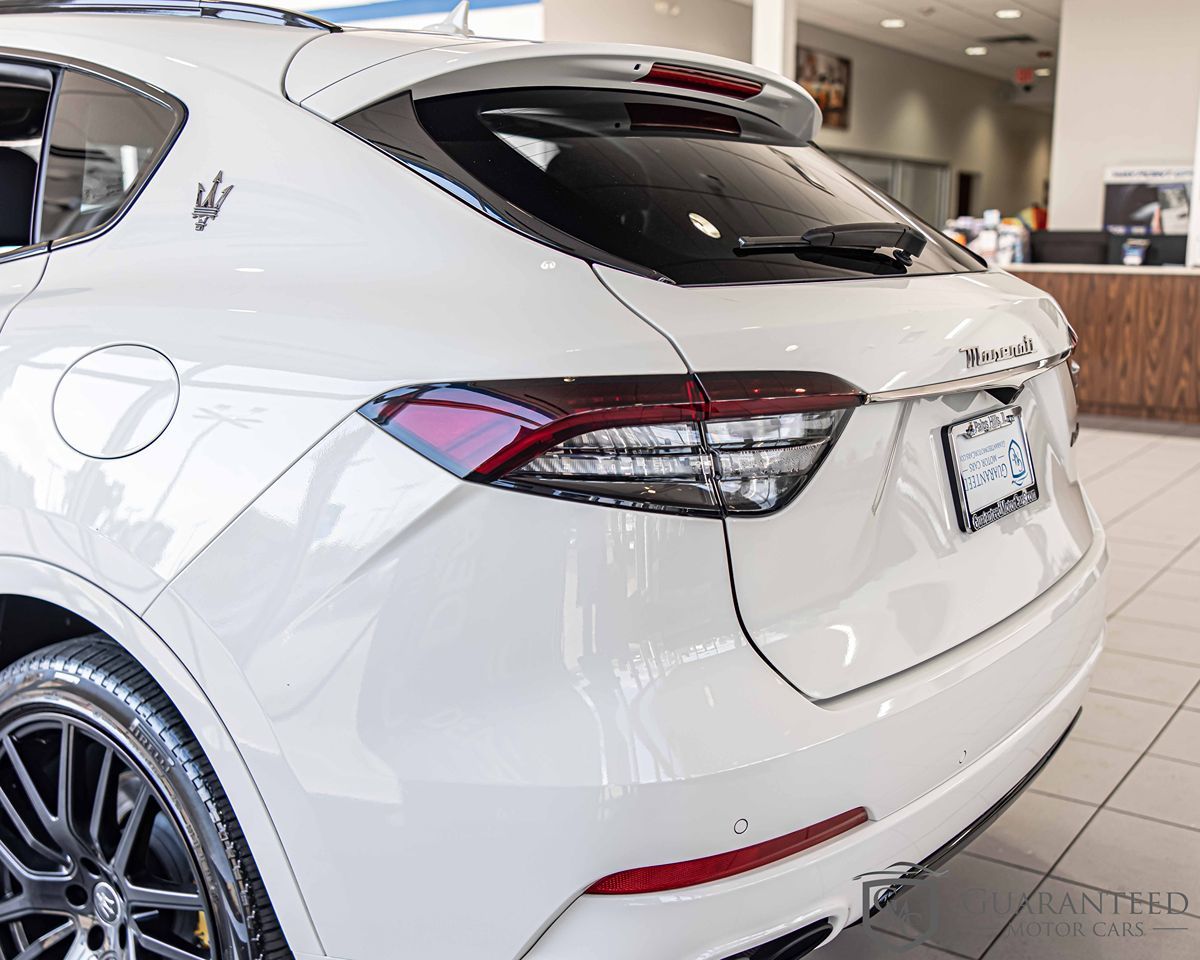 2022 MASERATI LEVANTE - Image 15