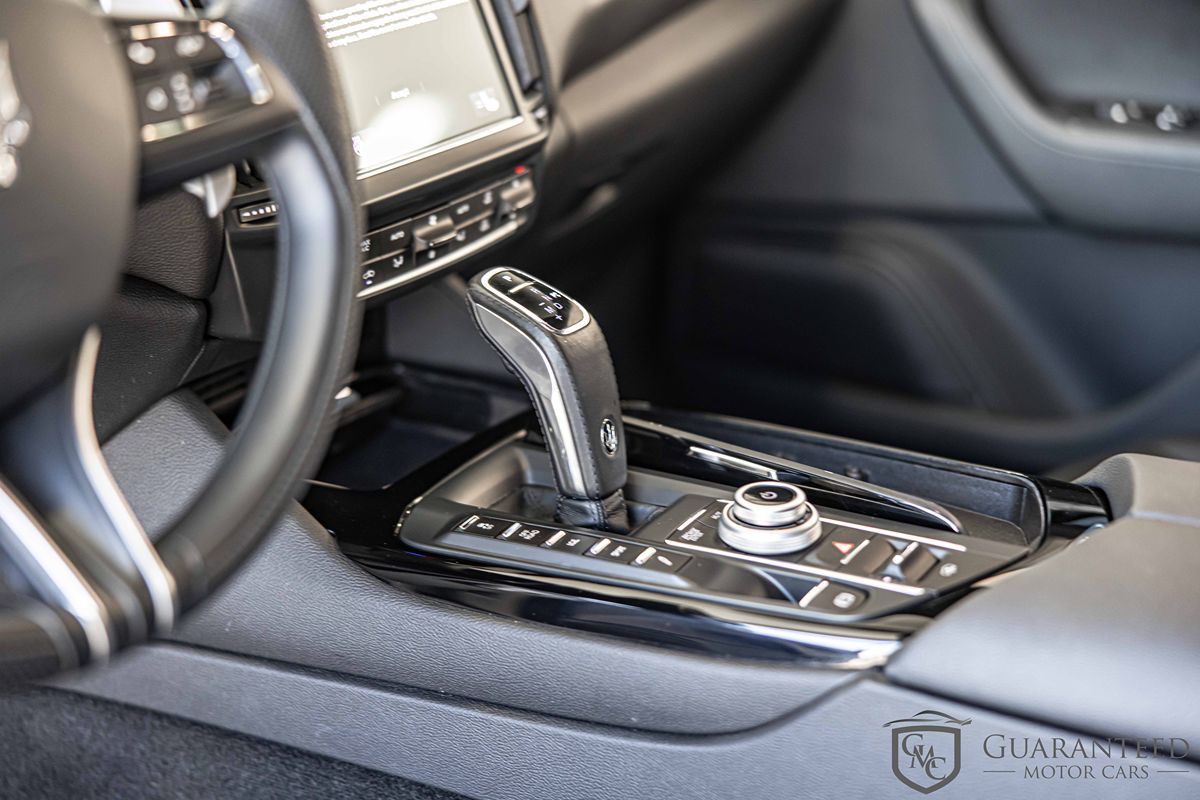 2022 MASERATI LEVANTE - Image 23