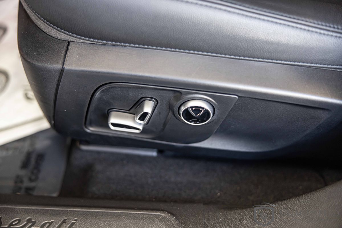 2022 MASERATI LEVANTE - Image 24