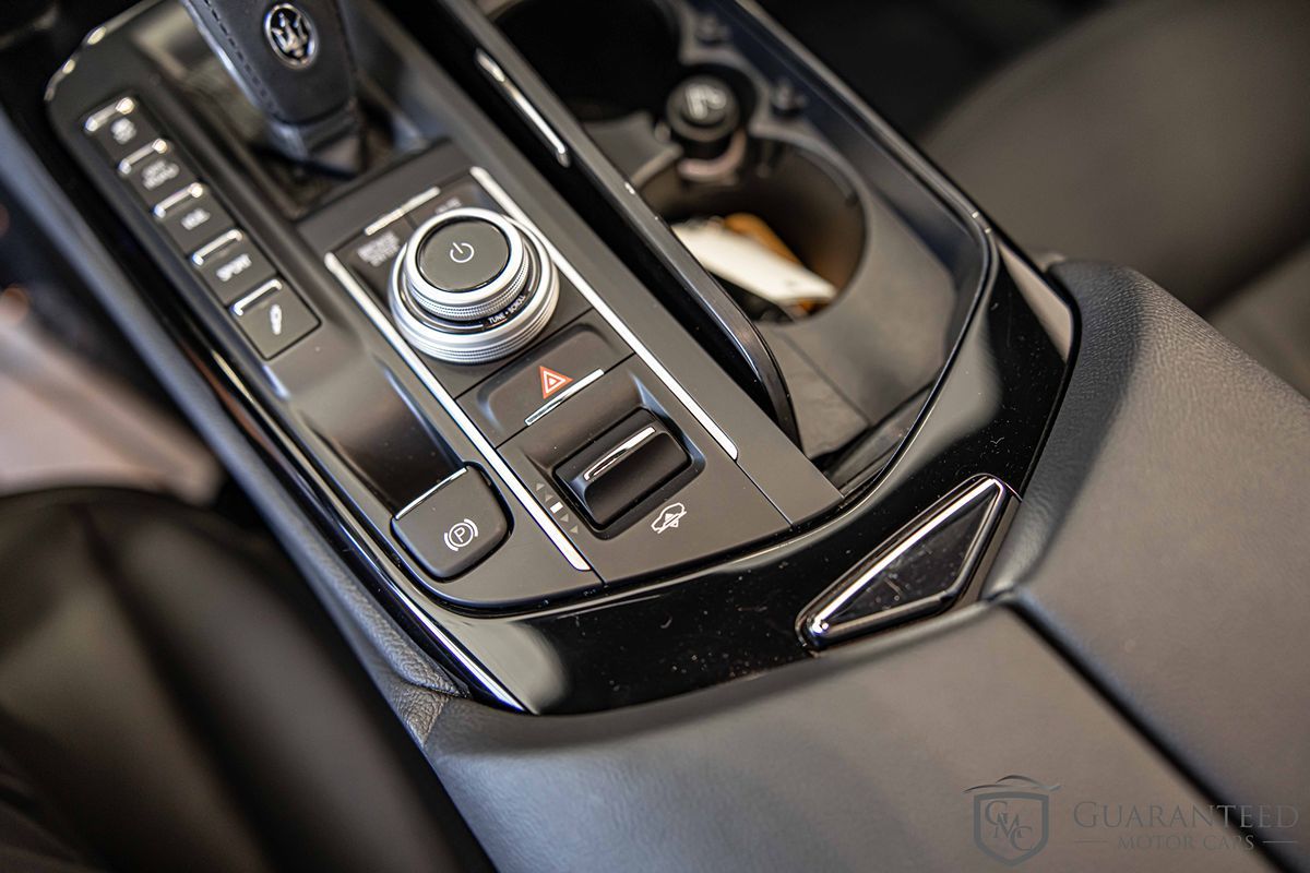 2022 MASERATI LEVANTE - Image 34